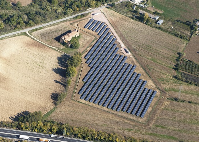 Photovoltaic field